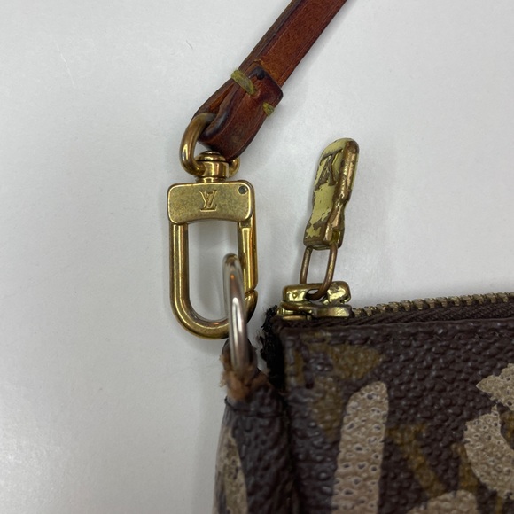 Vintage 2000’s LOUIS VUITTON LV Graffiti Stephen Sprouse Leather Pochette Bag - Picture 10 of 11